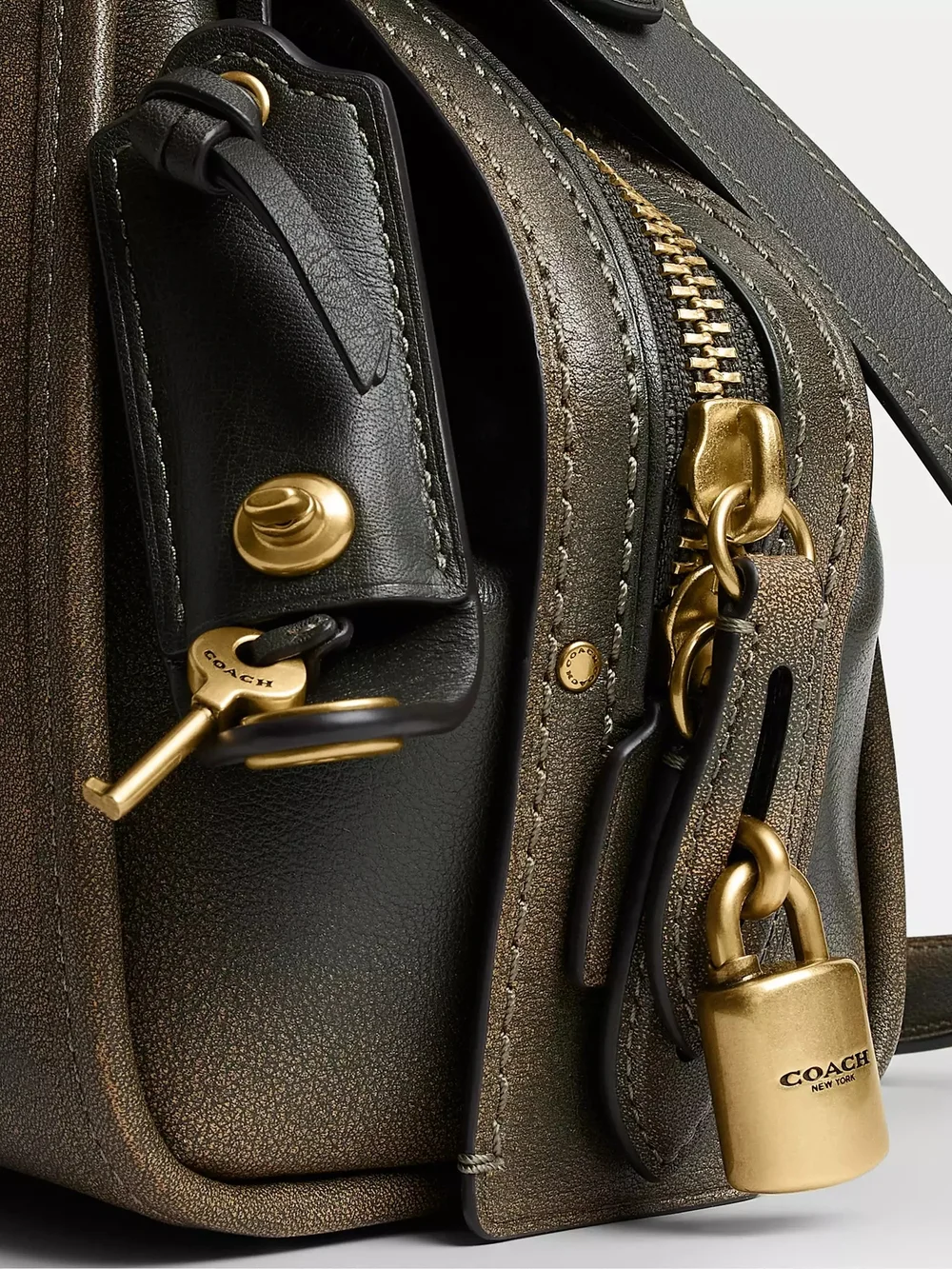 COACH Rogue Bag 31 In Green Loved Leather